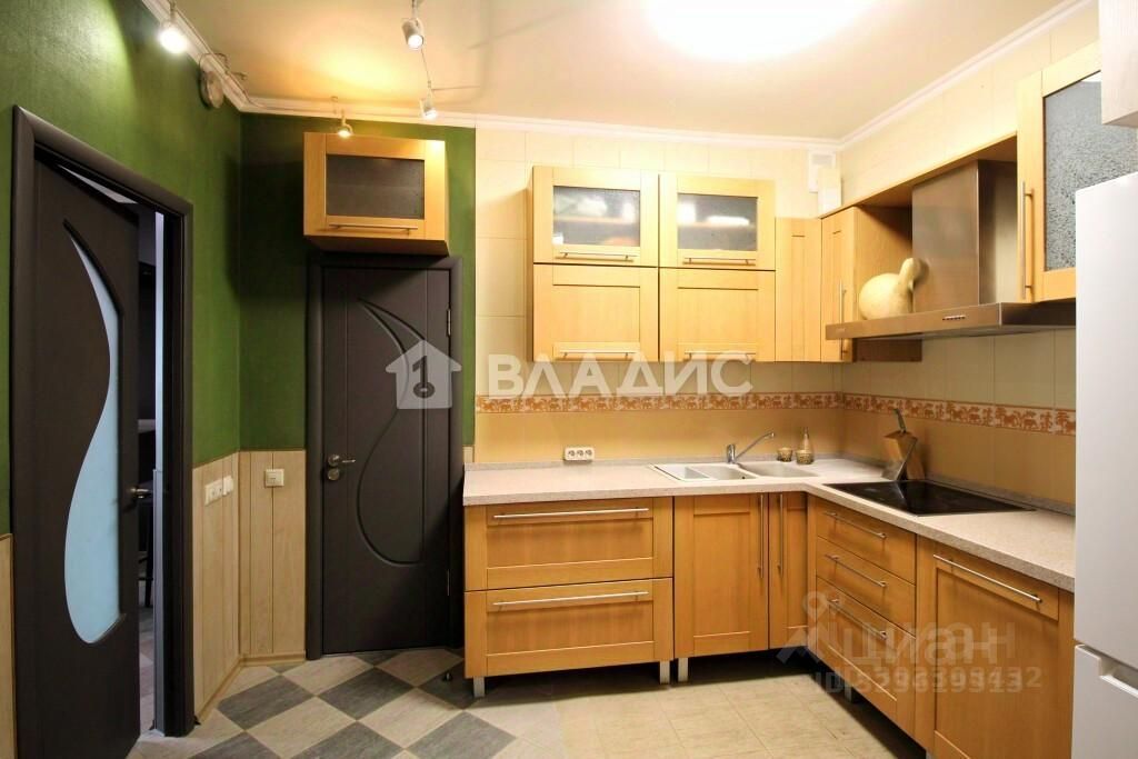 Аренда 2-комн квартиры на вторичном рынке Долгопрудный, Лихачевское шоссе, 14к1