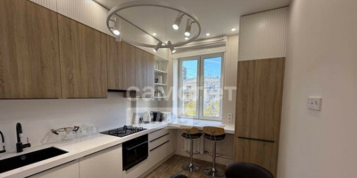 3-комн квартира Стрельбищенский пер,  д. 17