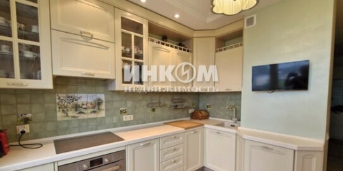 3-комн квартира ул Маршала Захарова,  д. 12,  к. 3