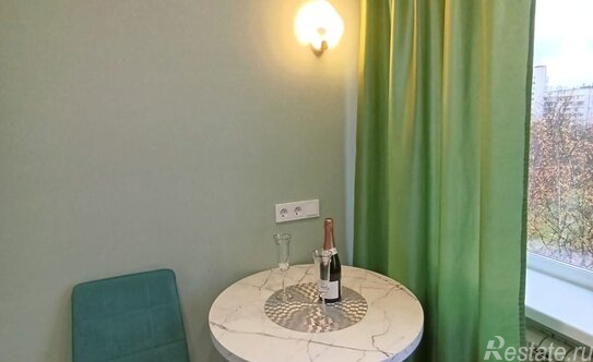 Продажа 1-комн квартиры на вторичном рынке Дрезденская улица,  д. 21