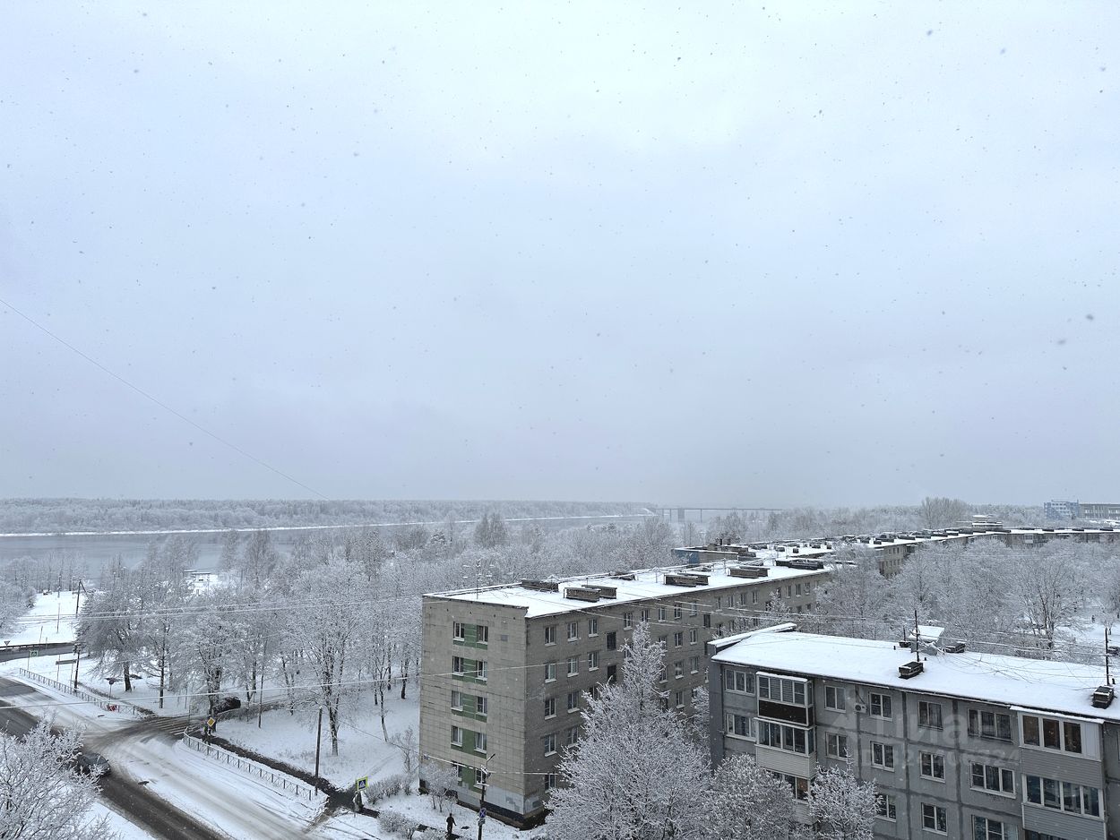 Продажа 2-комн квартиры на вторичном рынке Кировск, бульвар Партизанской Славы, 1