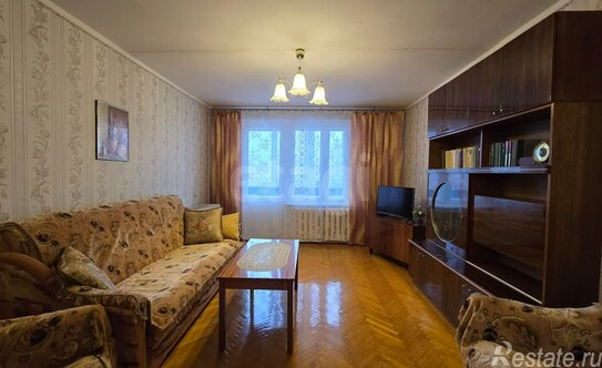 Продажа 3-комн квартиры на вторичном рынке Кириши г, Энергетиков ул,  д. 3