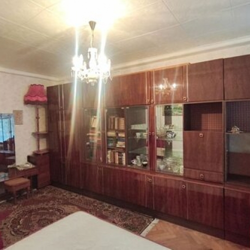 2-комн квартира Новоселов ул,  д. 1