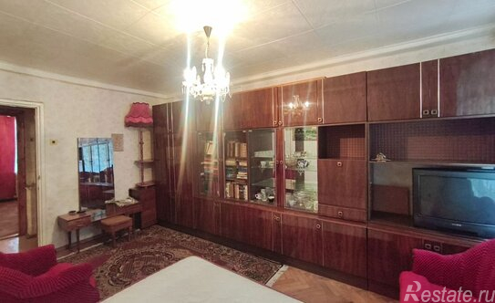 Продажа 2-комн квартиры на вторичном рынке Новоселов ул,  д. 1