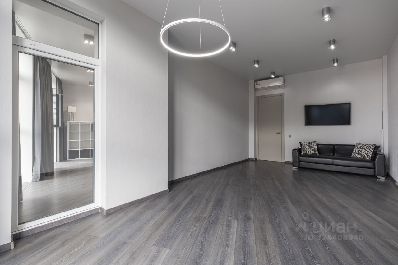 Продажа 1-комн квартиры на вторичном рынке Ремесленная улица, 21