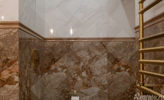 Продажа 6-комн квартиры на вторичном рынке Колобовский 2-й пер,  д. 9/2 с5