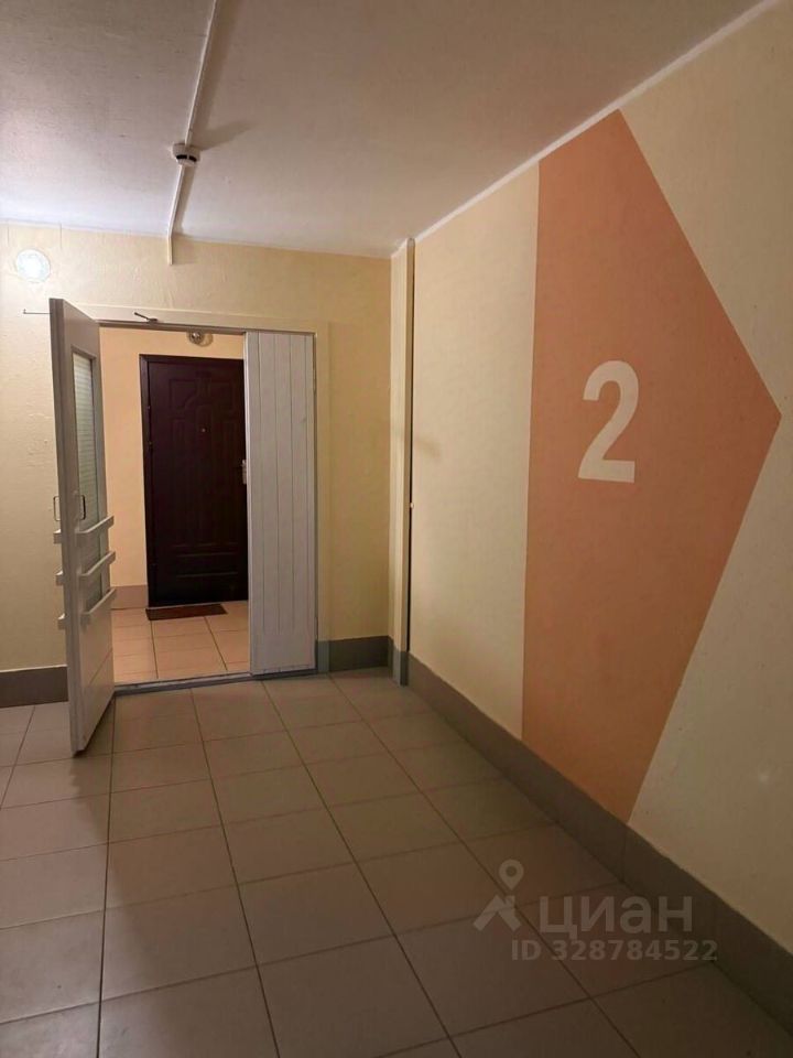 Продажа 1-комн квартиры на вторичном рынке улица Маршала Захарова, 62к1