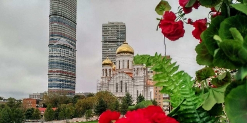 3-комн квартира ул. Малахитовая,  д. 13к1