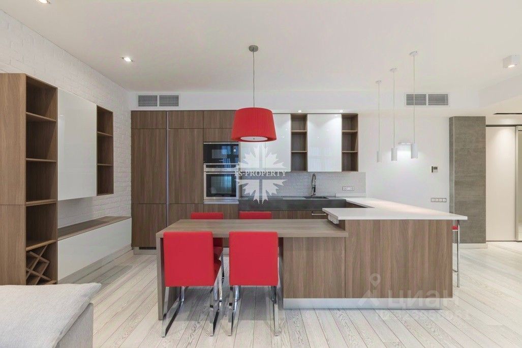 Продажа 3-комн квартиры на вторичном рынке Ломоносовский проспект, 25к5