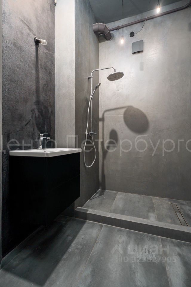 Продажа 3-комн квартиры на вторичном рынке набережная Крюкова Канала, 9