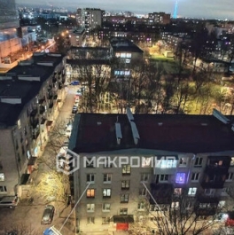 Продажа 2-комн квартиры на вторичном рынке Школьная улица,  д. 72