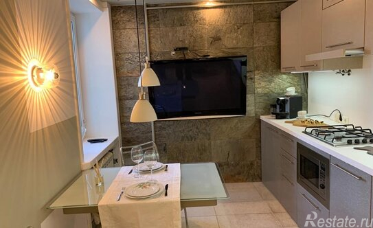 Продажа 1-комн квартиры на вторичном рынке Кутузовский пр-кт,  д. 3