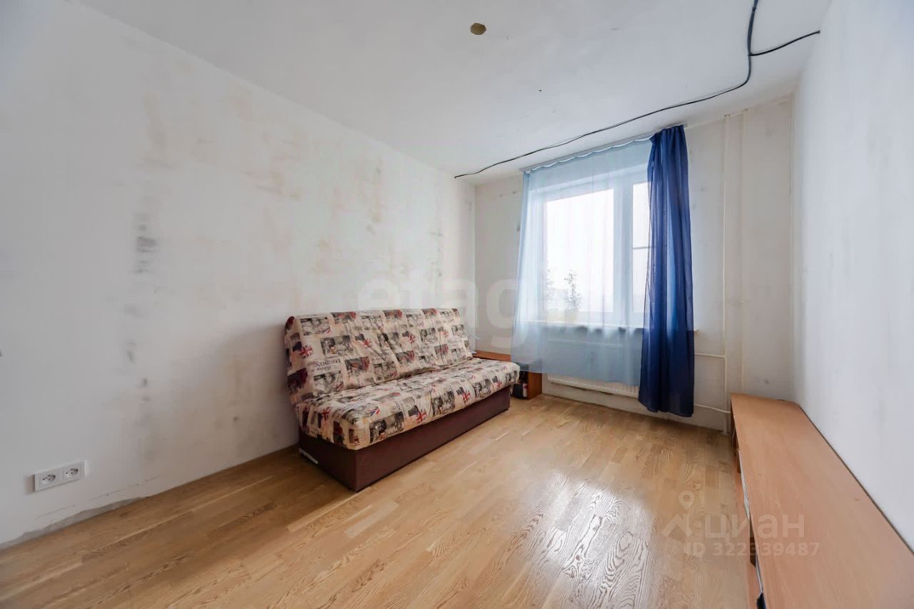 Продажа 3-комн квартиры на вторичном рынке Кудрово г., улица Пражская, 5