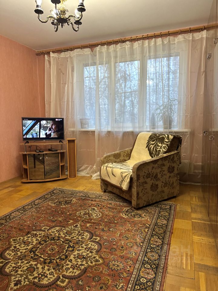 Аренда 1-комн квартиры на вторичном рынке улица Академика Челомея, 8К1