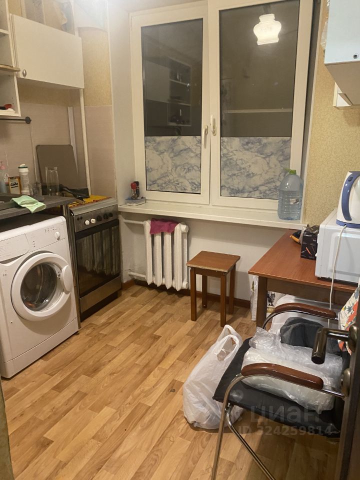 Продажа 1-комн квартиры на вторичном рынке улица Орджоникидзе, 35К2