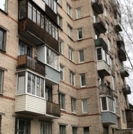 Продажа 1-комн квартиры на вторичном рынке Космонавтов пр-кт,  д. 64