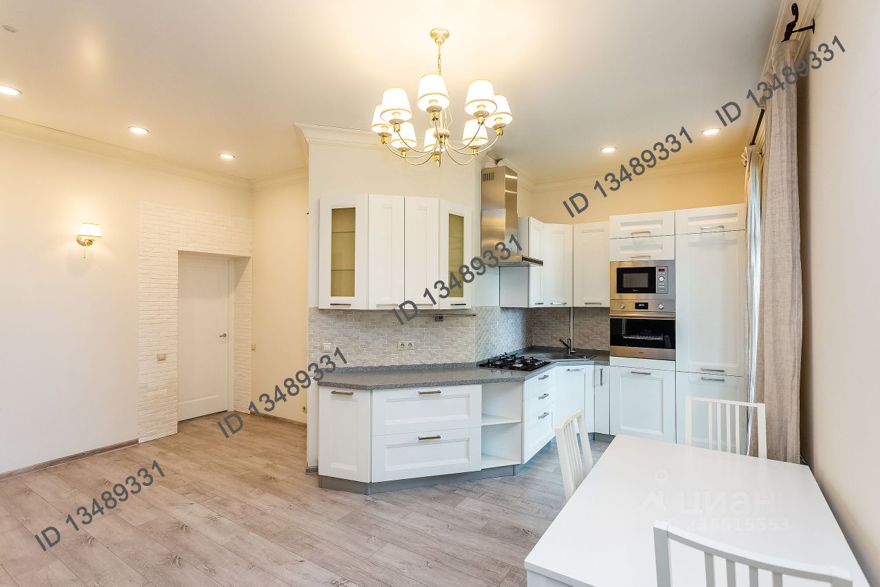 Аренда 2-комн квартиры на вторичном рынке Большая Садовая улица, 3С1