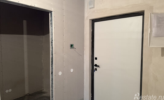 Продажа 2-комн квартиры на вторичном рынке Лисичанская улица,  д. 15 с1