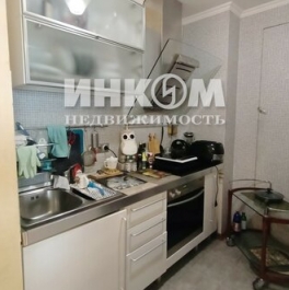 Продажа 1-комн квартиры на вторичном рынке улица Красина,  д. 21