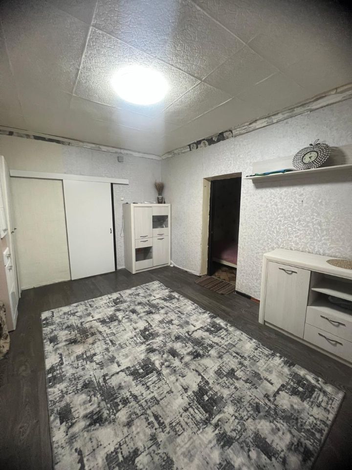 Продажа 2-комн квартиры на вторичном рынке Южный мкр, улица Карла Маркса,  д. 8