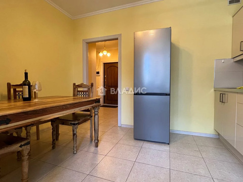 Продажа 1-комн квартиры на вторичном рынке Полтавский проезд,  д. 2