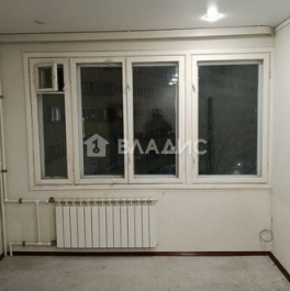 Продажа 3-комн квартиры на вторичном рынке аллея Котельникова,  д. 3