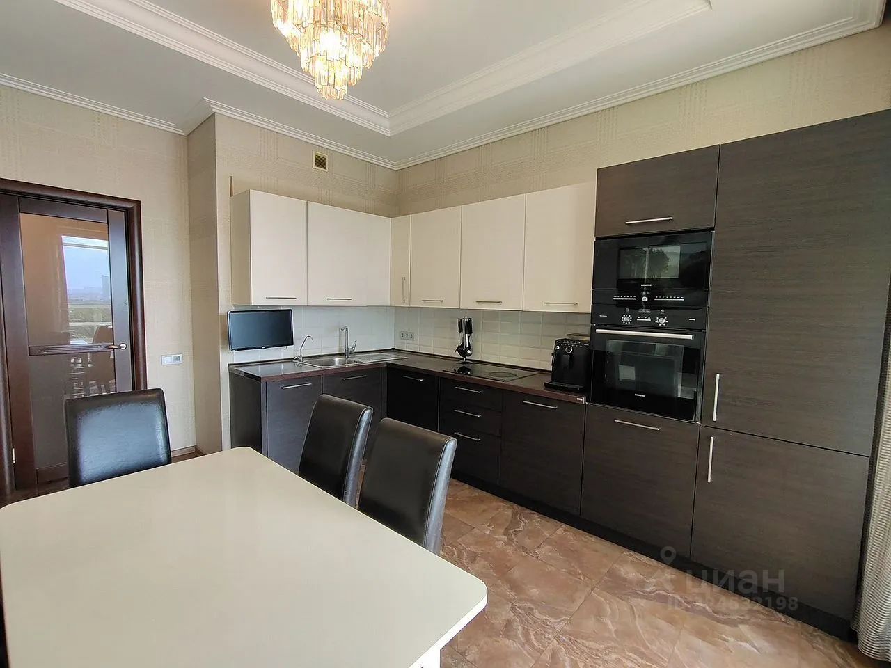 Продажа 3-комн квартиры на вторичном рынке Сосновая аллея,  д. 1С1