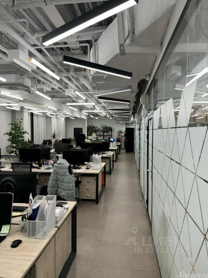 Продажа офиса ул Бутлерова,  д. 17