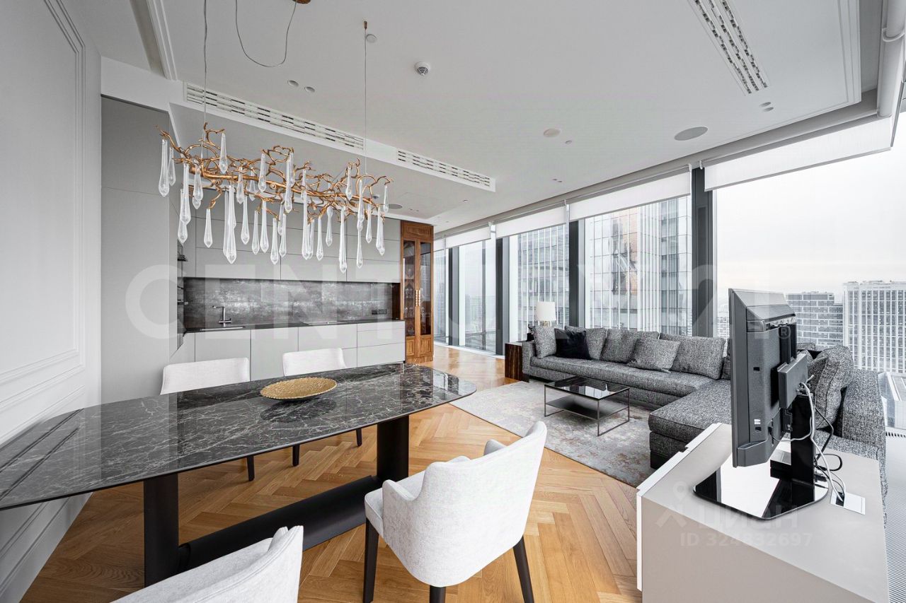 Продажа 2-комн квартиры на вторичном рынке 1-й Красногвардейский проезд, 22с2