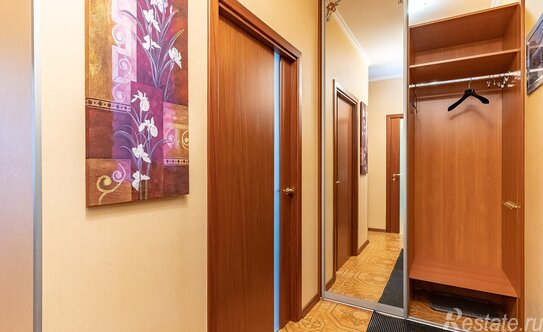 Продажа 1-комн квартиры на вторичном рынке Просвещения пр-кт,  д. 99