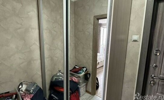 Продажа 1-комн квартиры на вторичном рынке Новоорловская улица,  д. 8 к1