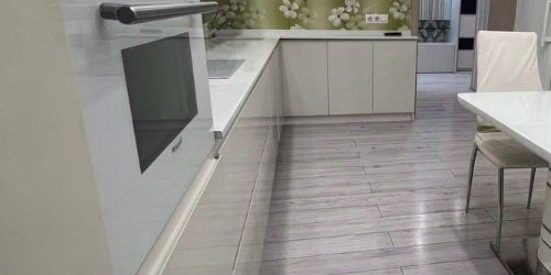 3-комн квартира улица Бабушкина, 82К2