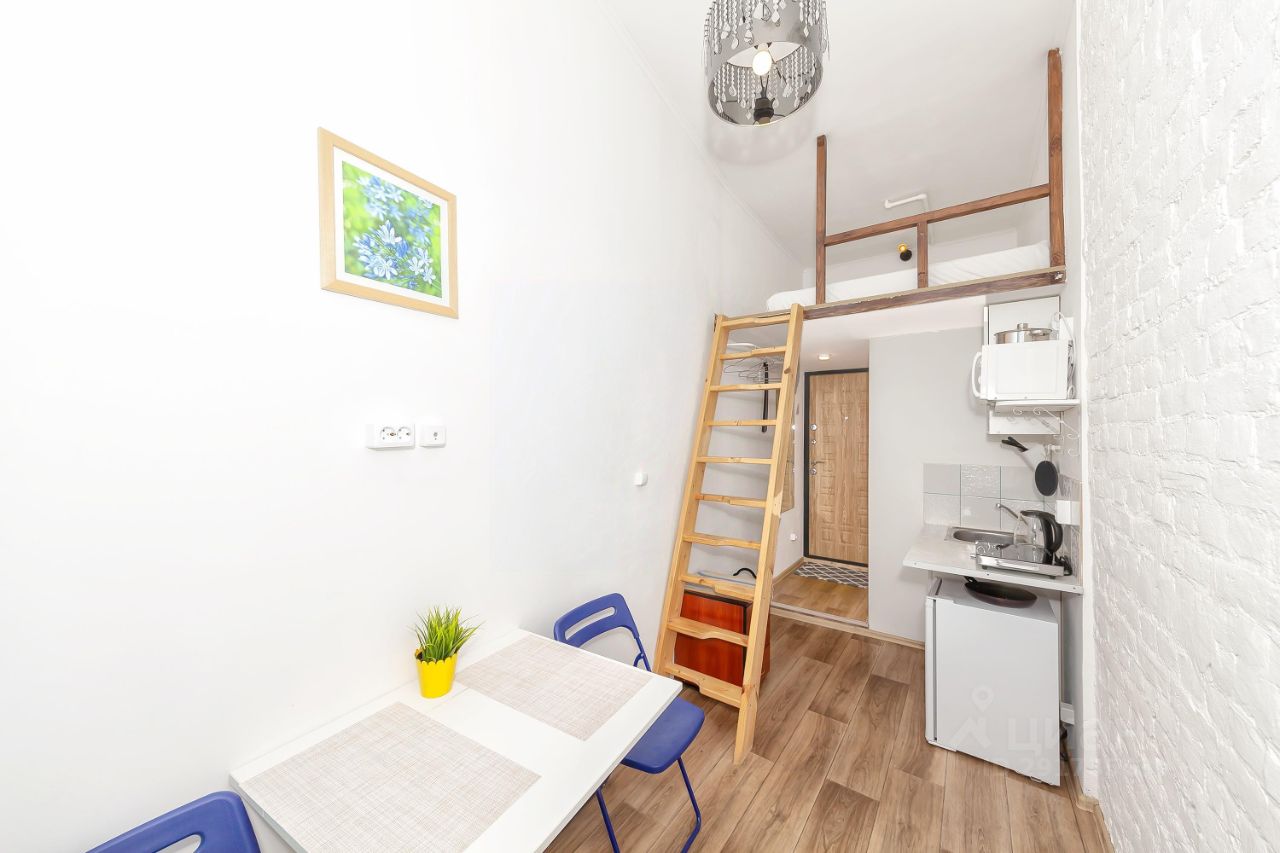 Аренда студии 3-я Васильевского острова линия, 40