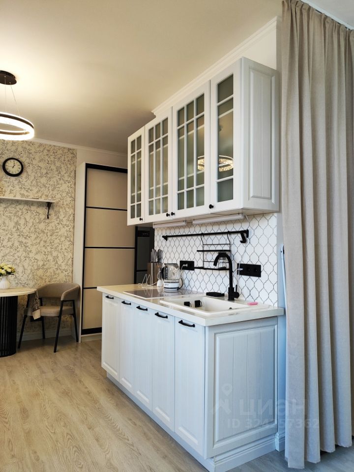 Продажа 2-комн квартиры на вторичном рынке Сабурово пгт, улица Рождественская, 2