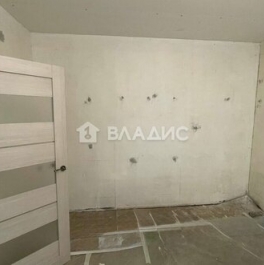 Продажа 1-комн квартиры на вторичном рынке Новгородская улица,  д. 4