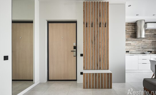 Продажа 2-комн квартиры на вторичном рынке бульвар Головнина,  д. 3 к1