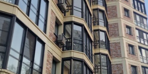 2-комн квартира Изумрудная улица, 24