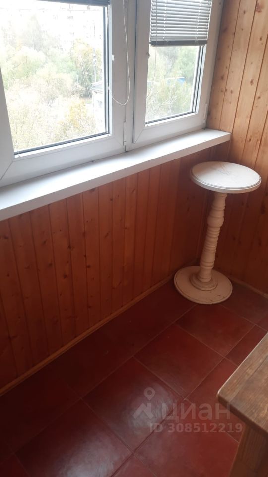 Аренда 2-комн квартиры на вторичном рынке улица Коминтерна, 54К2