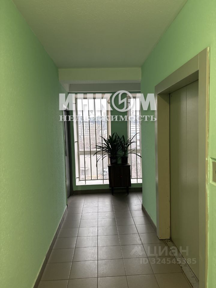 Продажа 3-комн квартиры на вторичном рынке Международная улица, 28С1