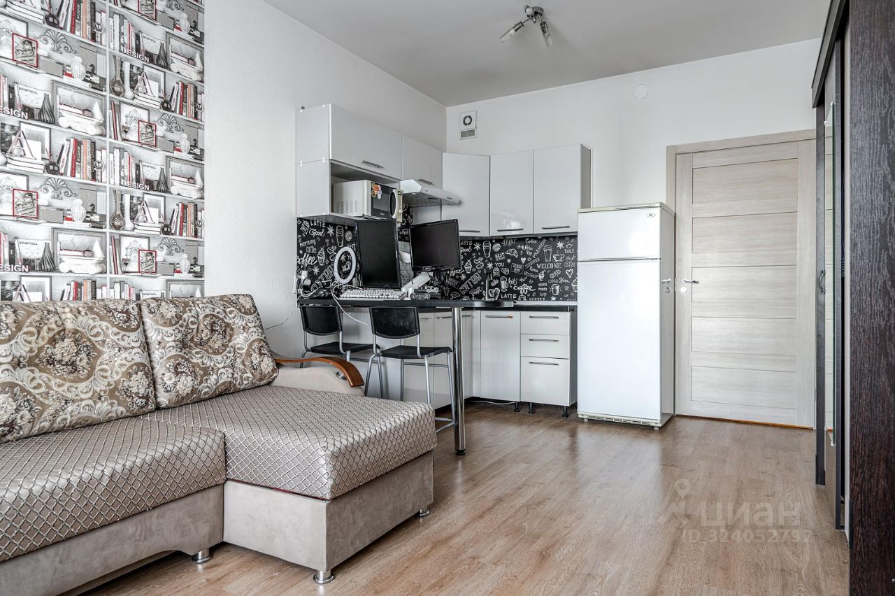 Продажа студии Кондратьевский проспект, 68к4