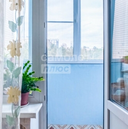 Продажа 3-комн квартиры на вторичном рынке Школьная улица,  д. 110 к1
