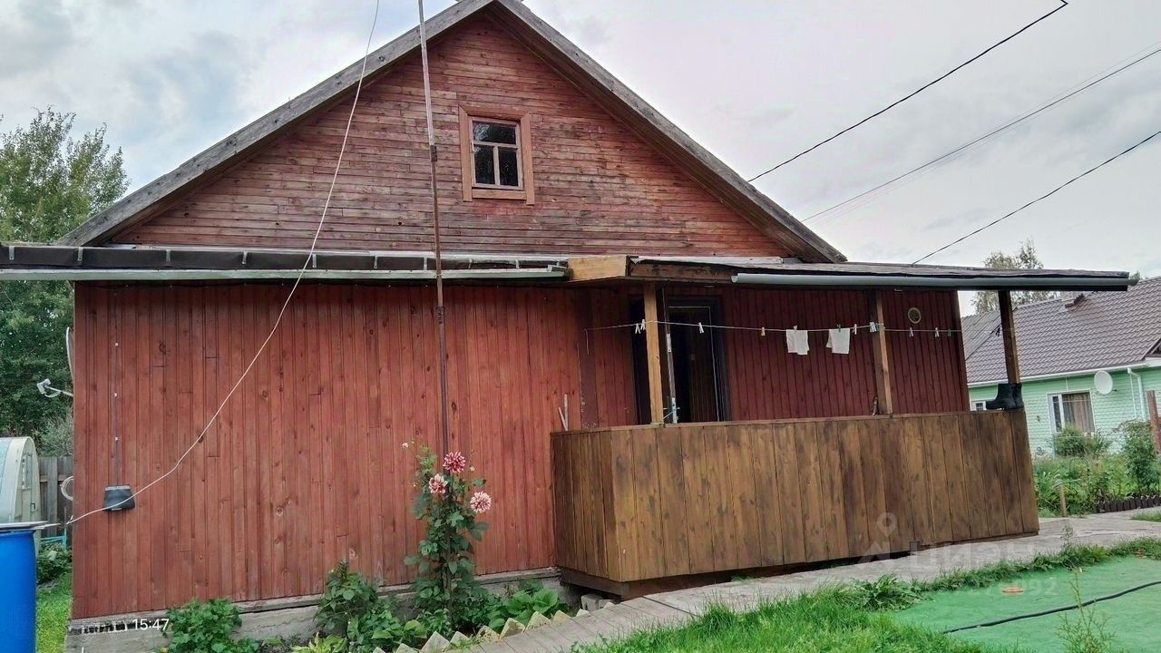 Продажа дома пос. Ларионово, улица Озерная, 8