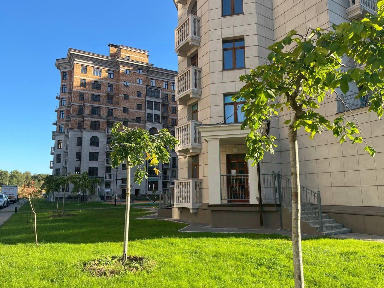 Продажа 2-комн квартиры на вторичном рынке Город-событие мкр, с. Лайково, 69