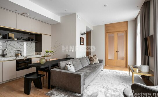 Продажа 2-комн квартиры на вторичном рынке Электрический пер,  д. 10