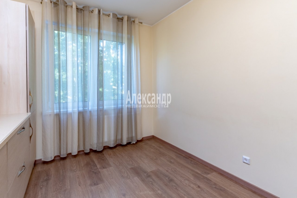 Продажа 2-комн квартиры на вторичном рынке Костромской просп.,  д. 10