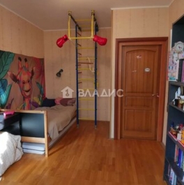 Продажа 4-комн квартиры на вторичном рынке Красногорск, ул Лесная,  д. 13