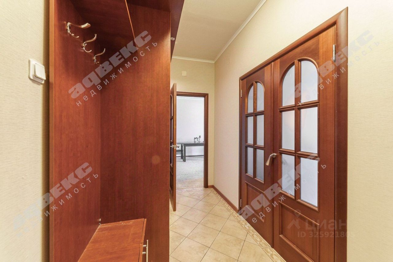 Продажа 2-комн квартиры на вторичном рынке Институтский проспект, 3К3