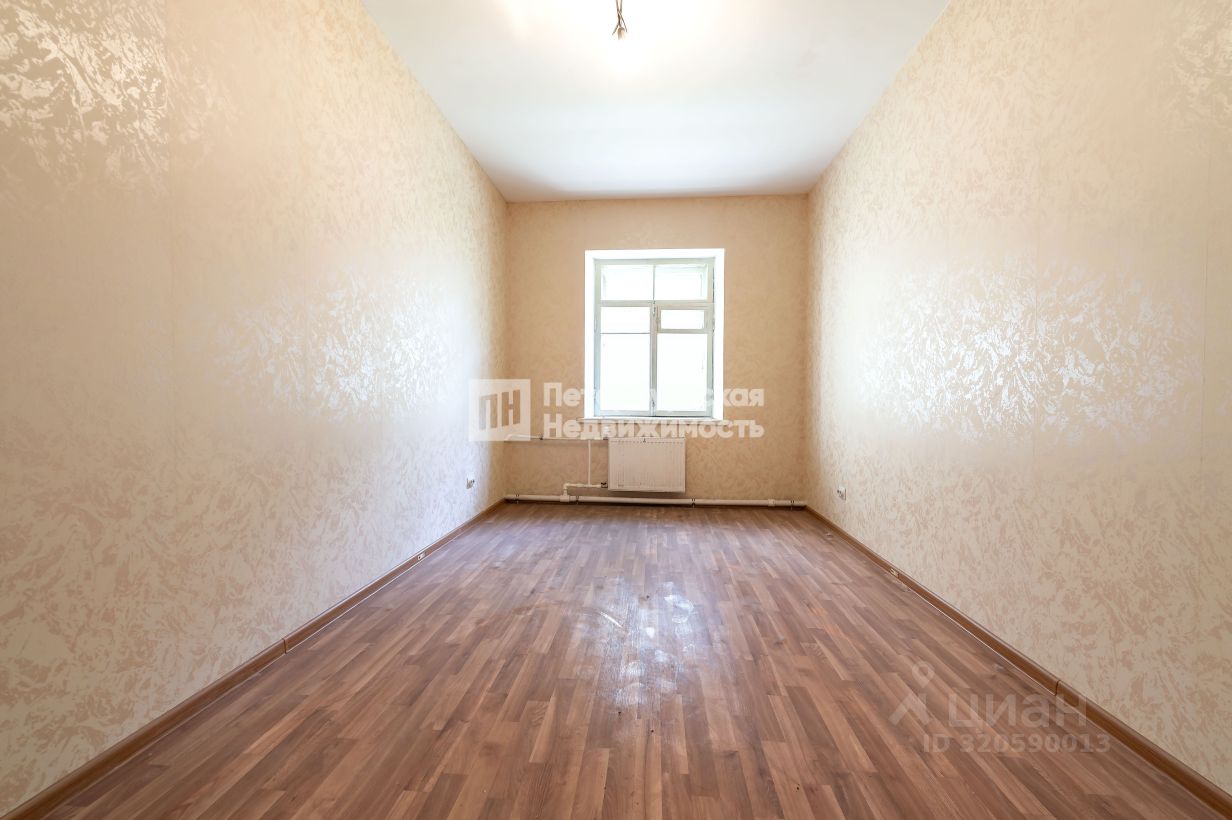 Продажа комнаты Бумажная улица, 22к2