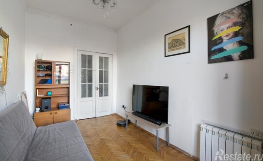 Продажа 2-комн квартиры на вторичном рынке Каменноостровский пр-кт,  д. 17