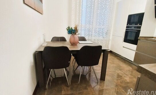 Продажа 2-комн квартиры на вторичном рынке Лазоревый проезд,  д. 5,  к. 4